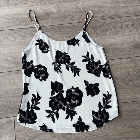 Aritzia Babaton Everly Camisole White Black Floral V-Neck Tank Top - Picture 11 of 16